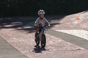 WEB2023 5KMFamille Ve╠ülosanne Florian Aeby 111137