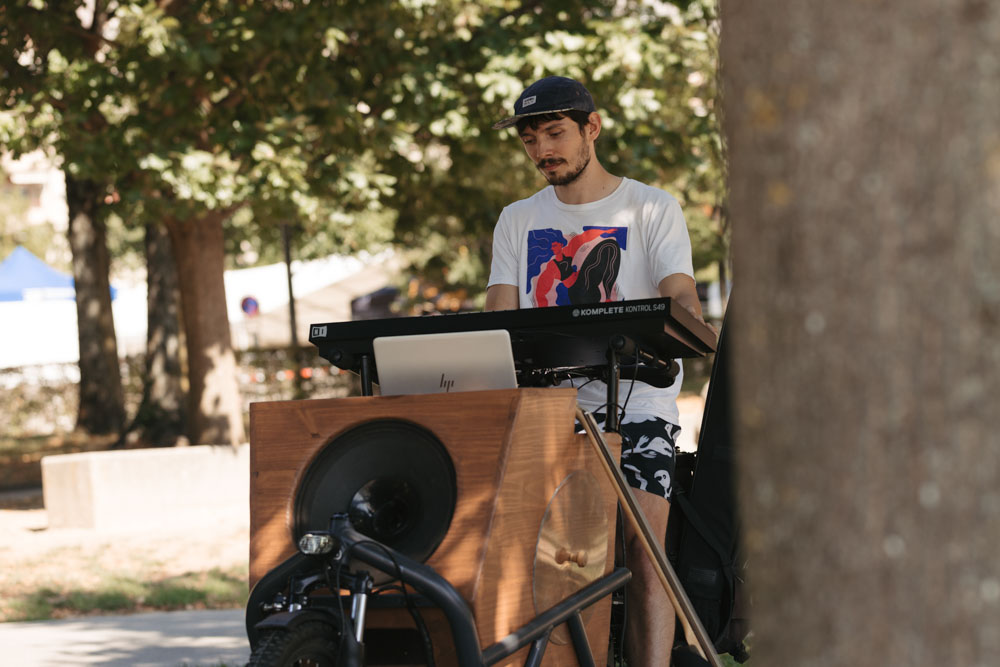 WEB2023_Ambiance_Ve╠ülosanne_Florian Aeby_142945.jpeg