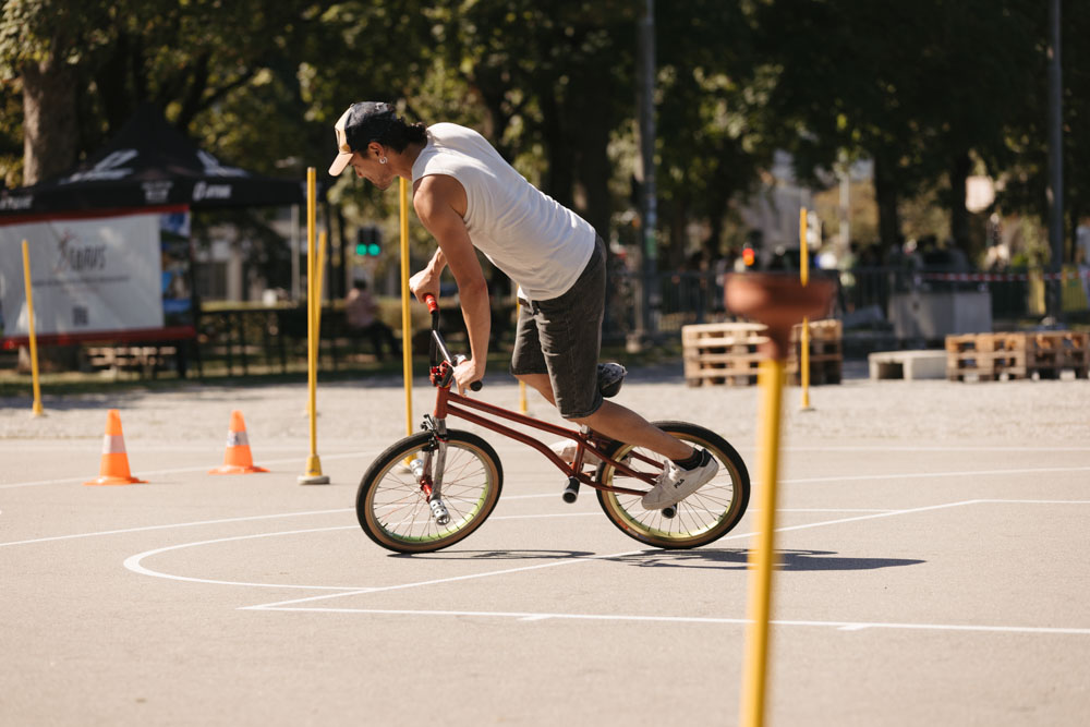 WEB2023_BMXFlat_Ve╠ülosanne_Florian Aeby_150620.jpeg