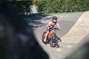 WEB2023 5KMFamille Ve╠ülosanne Florian Aeby 112036