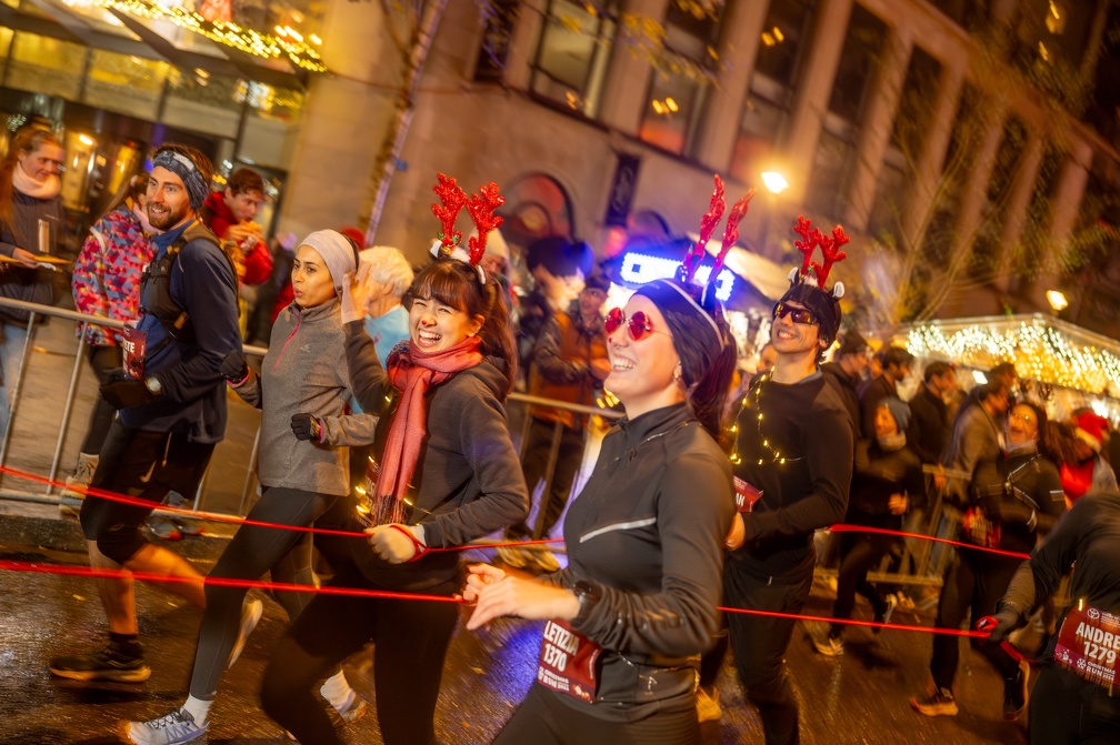 krew.ch-XmasRun 2024--127.jpg