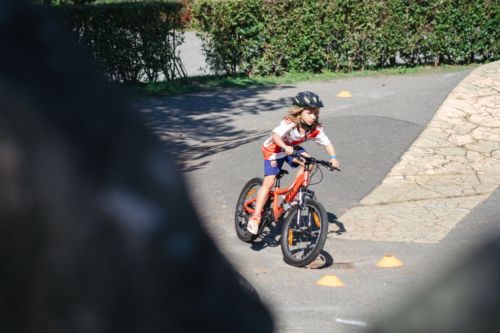 WEB2023_5KMFamille_Ve╠ülosanne_Florian Aeby_112036.jpg